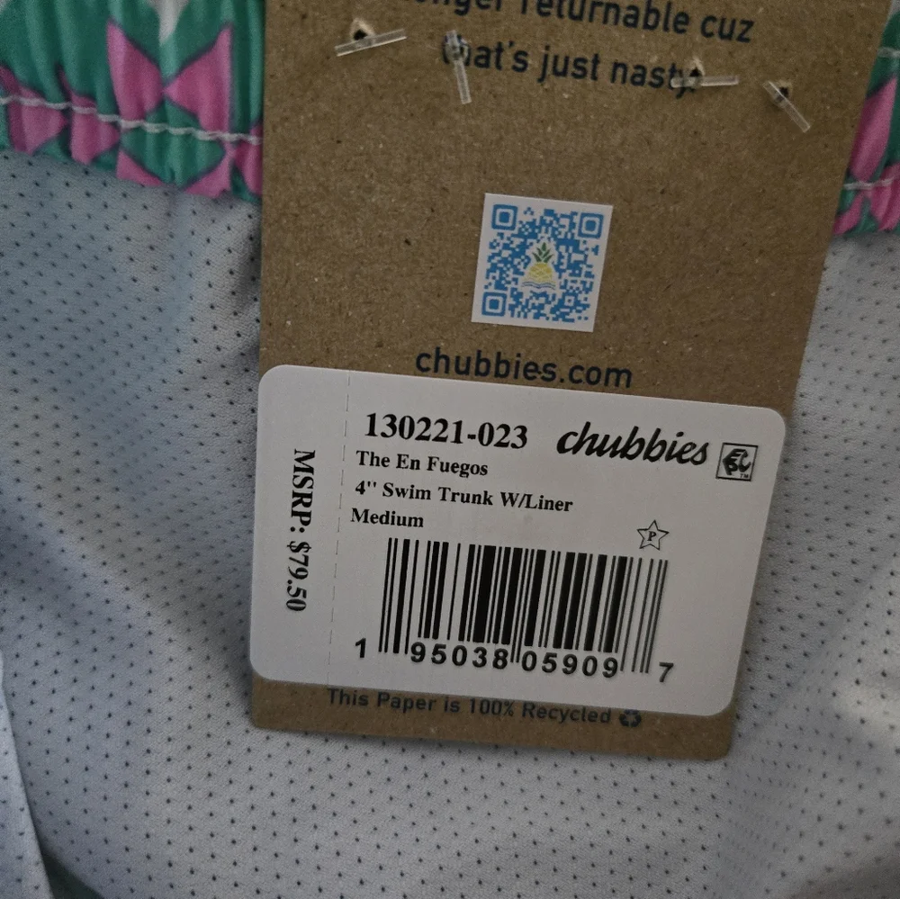 NWT Chubbies 4